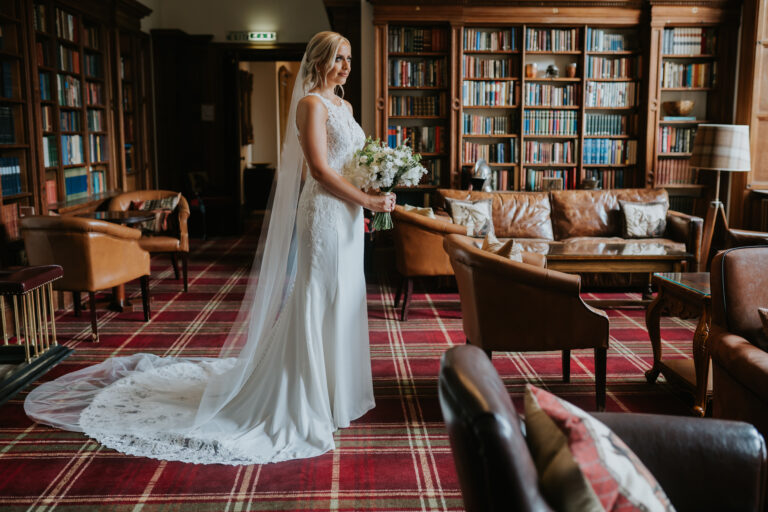 Edinburgh Brides: 5 Essential Tips for Perfect Wedding Day Hair and Makeup